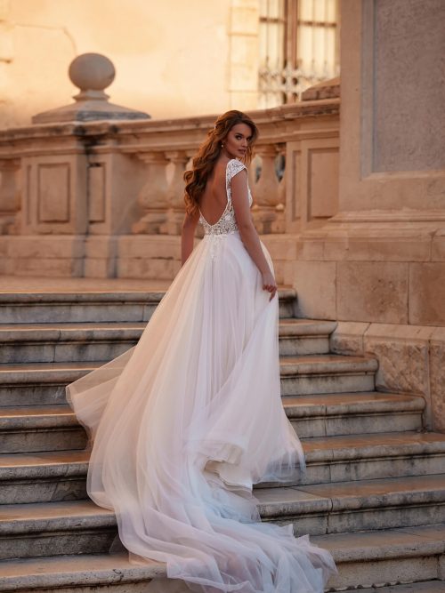 Hochzeitskleid Brautkleid mit Spitze und Glitzer