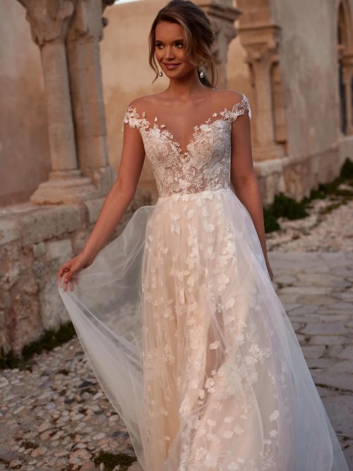 Hochzeitskleid Brautkleid mit Spitze und Glitzer