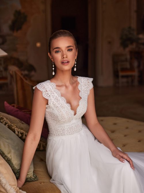 Hochzeitskleid Brautkleid mit Spitze und Glitzer