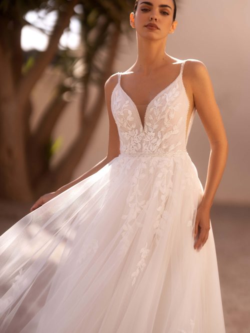 Hochzeitskleid Brautkleid mit Spitze und Glitzer