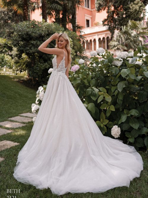 Alternative view of Brautkleid 177