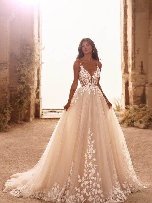 Brautkleid mit Spitze