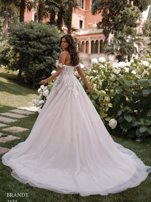 Alternative view of Brautkleid 179