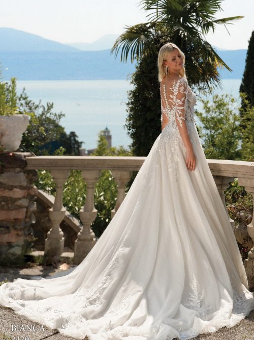 Alternative view of Brautkleid 181