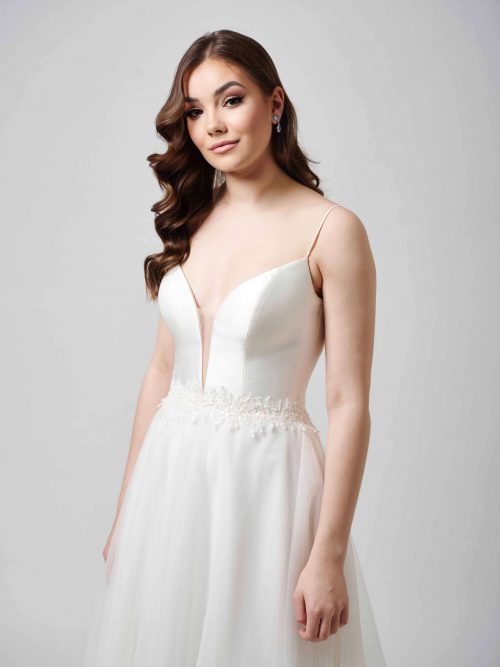 Hochzeitskleid Brautkleid mit Spitze und Glitzer