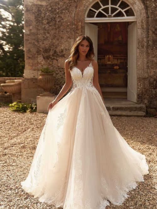 Brautkleid mit Spitze