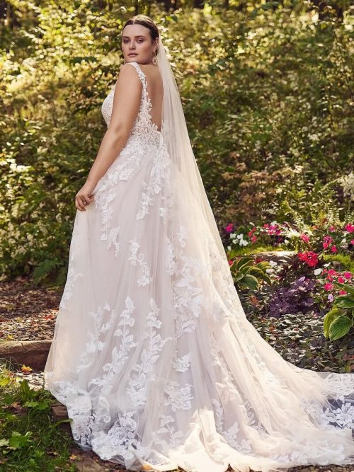 Curvy-Hochzeitskleid