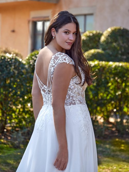 Curvybrautkleid, Hochzeitskleid